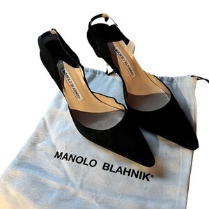 Vintage Designer Shoes - Black Manolo Blahnik Pointed Toe Heels